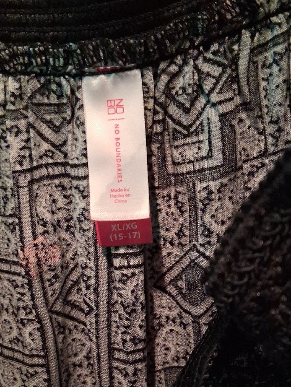 No Boundaries Black Patterned Women’s Shorts Romper - Picture 3 of 4
